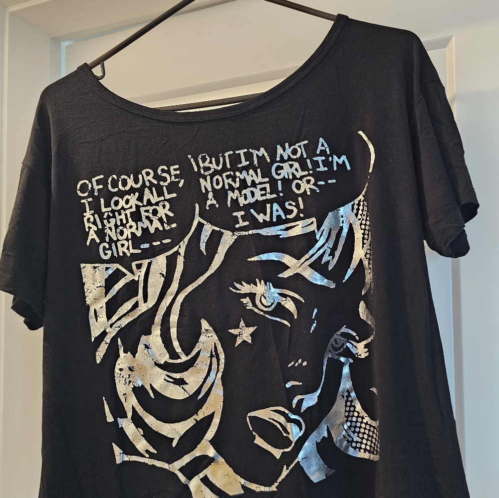 Womans Tee